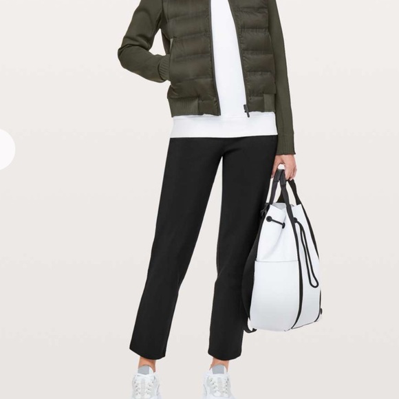 LULULEMON ON THE MOVE PANTS BLACK SIZE 6 - Picture 2 of 9